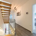 Oasis Holiday home Sukosan