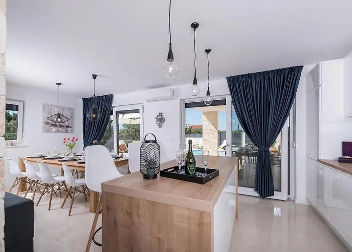 Oasis بيت للعطل